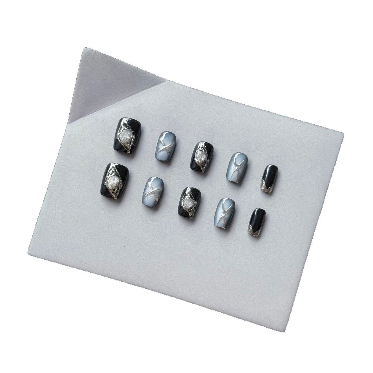 Artisanal Press-On Nail Set