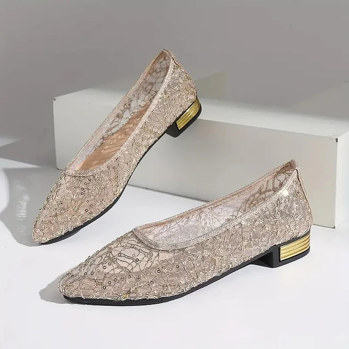 Women's Lace Pointed Toe Flat Wedding Shoes