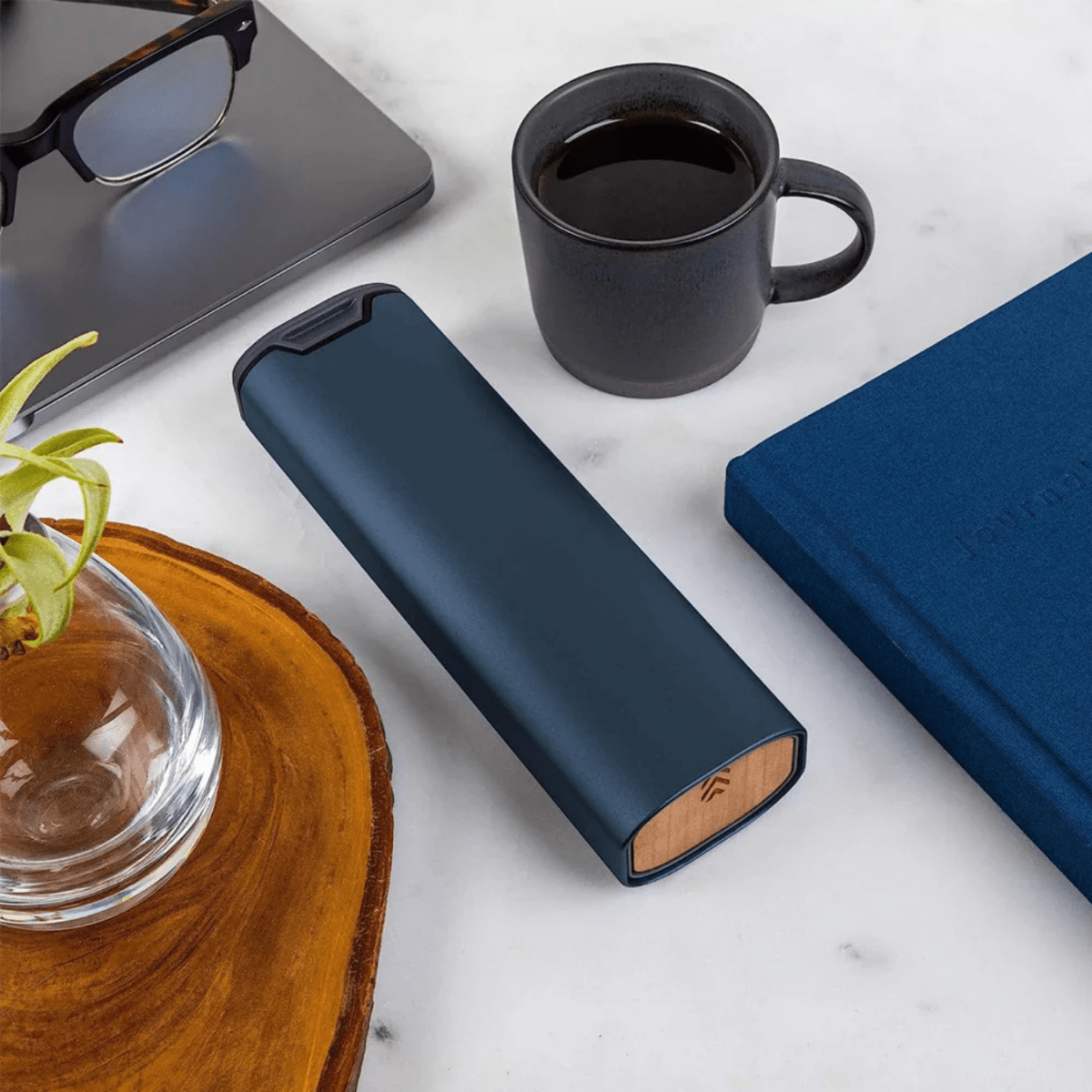 7-Compartment Pill Organizer – Compact and Durable, Leakproof Design, Engraved Days of the Week