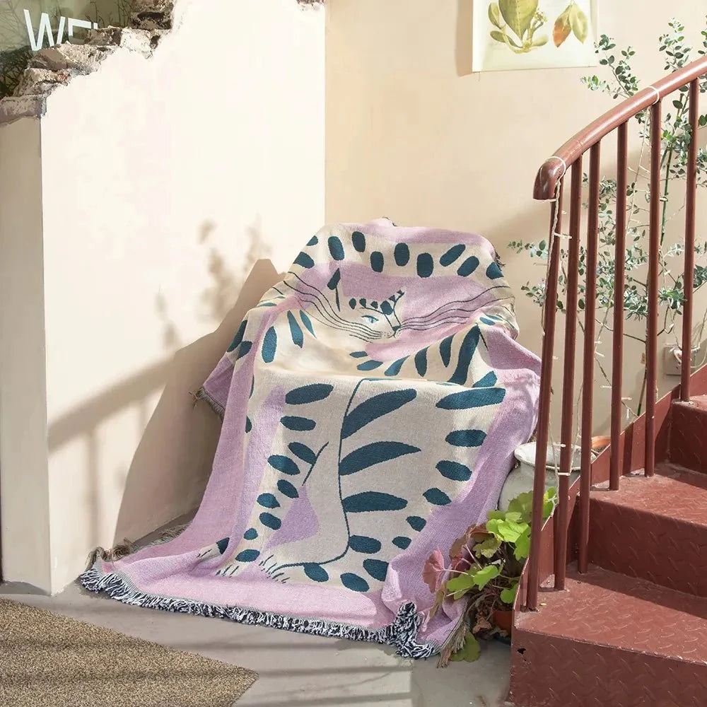 Abstract Woven Cat Throw Blanket - Polyester Cotton Tapestry - Jacquard Style - Image 3