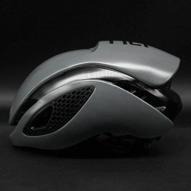 Aerodynamic Cycling Helmet with Integrated Molding
