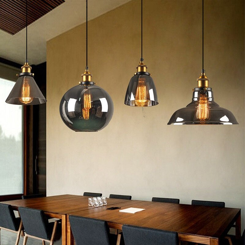 Antique Glass Pendant Light in Vintage Style – Elegant Dimmable Living Room Light