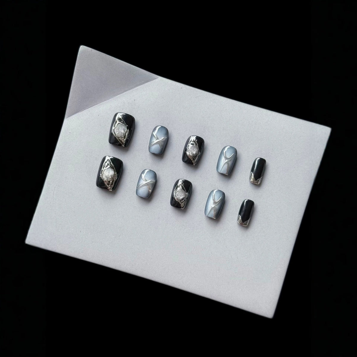 Artisanal Press-On Nail Set
