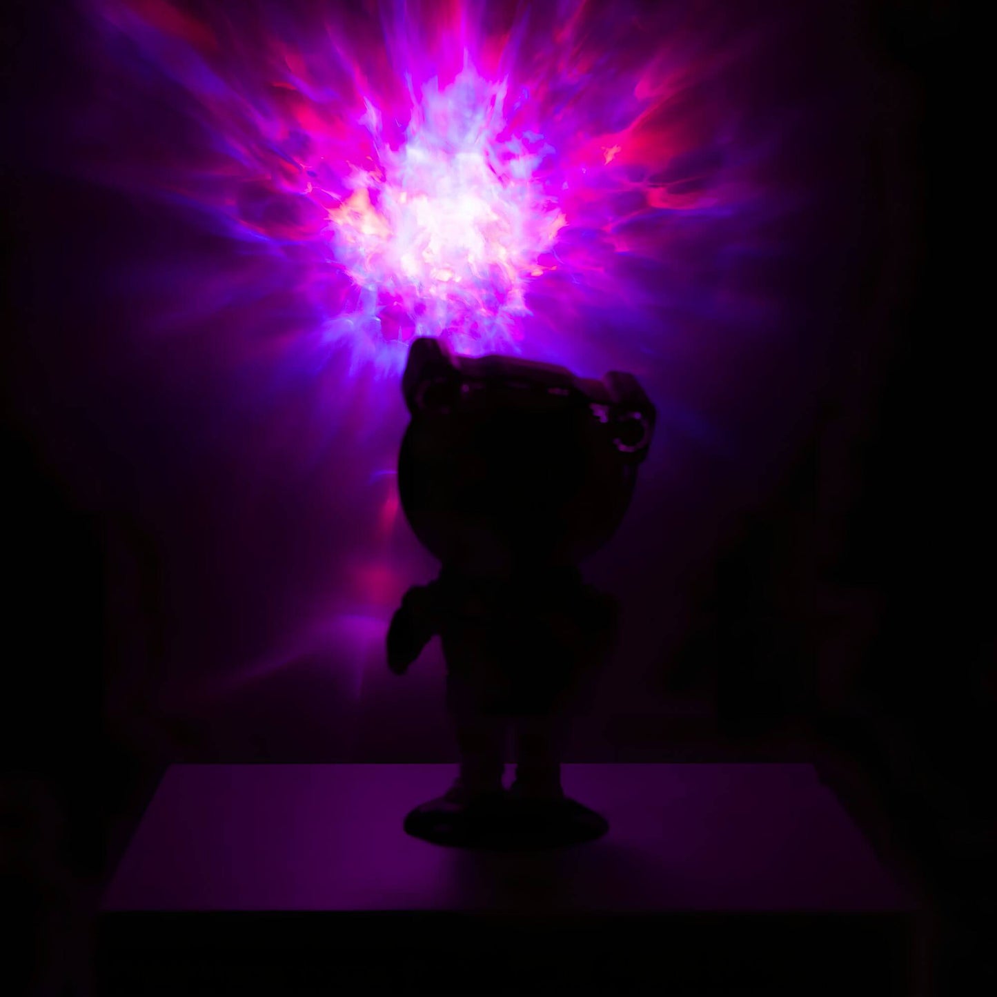 Astronaut Star Projector - Galaxy LED Night Light - ABS Plastic - Modern Style - Image 3