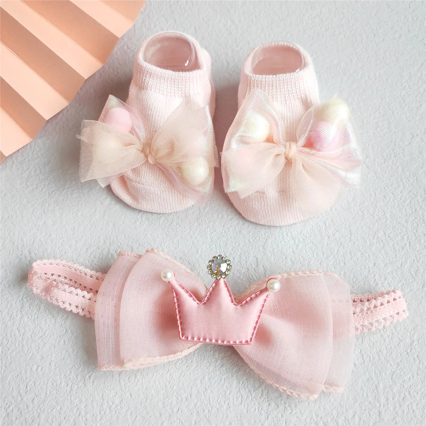 Baby Girl Headband and Socks Set - Newborn Princess Lace Hair Bows & Cotton Socks Gift for 0-12 Months