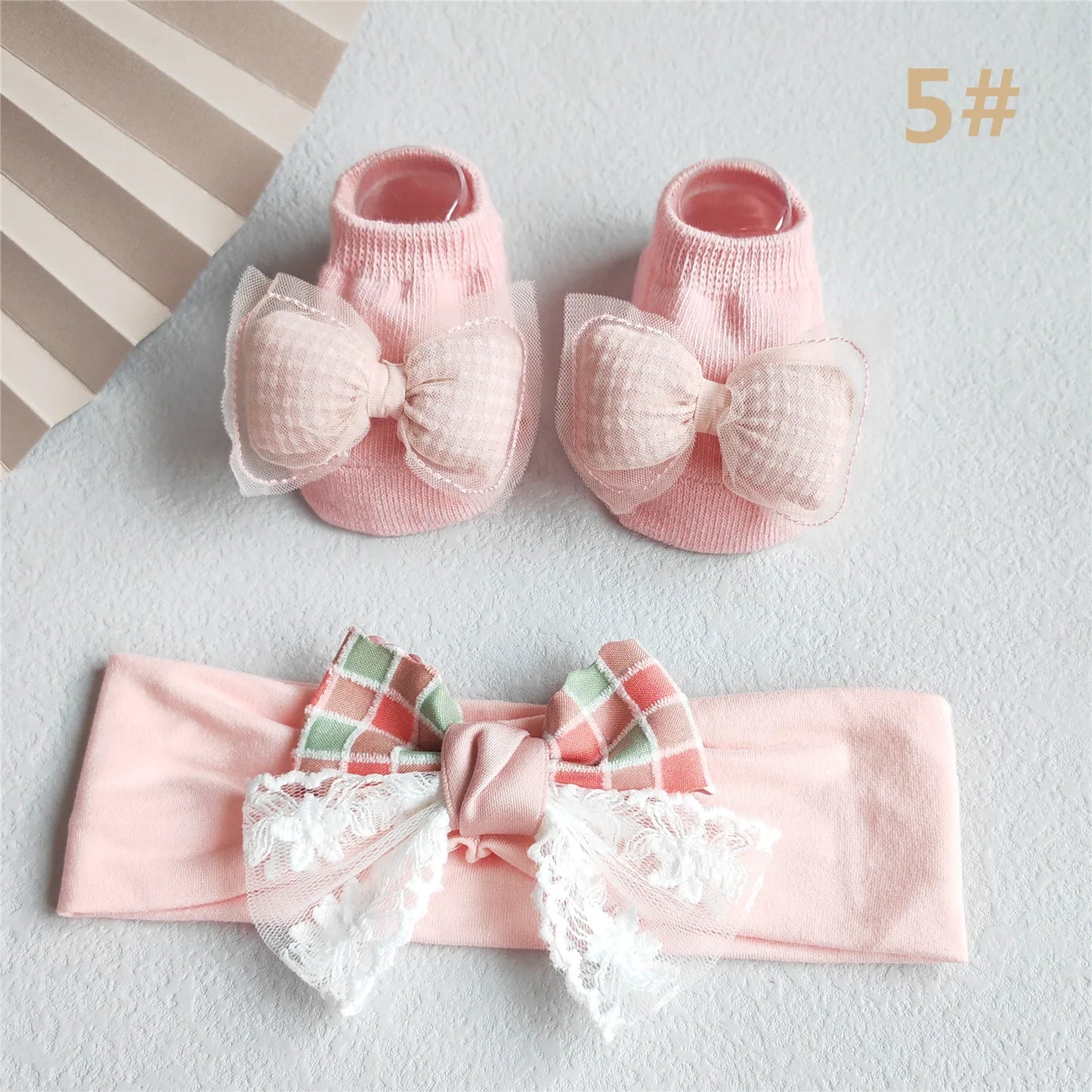 Baby Girl Headband and Socks Set - Newborn Princess Lace Hair Bows & Cotton Socks Gift for 0-12 Months