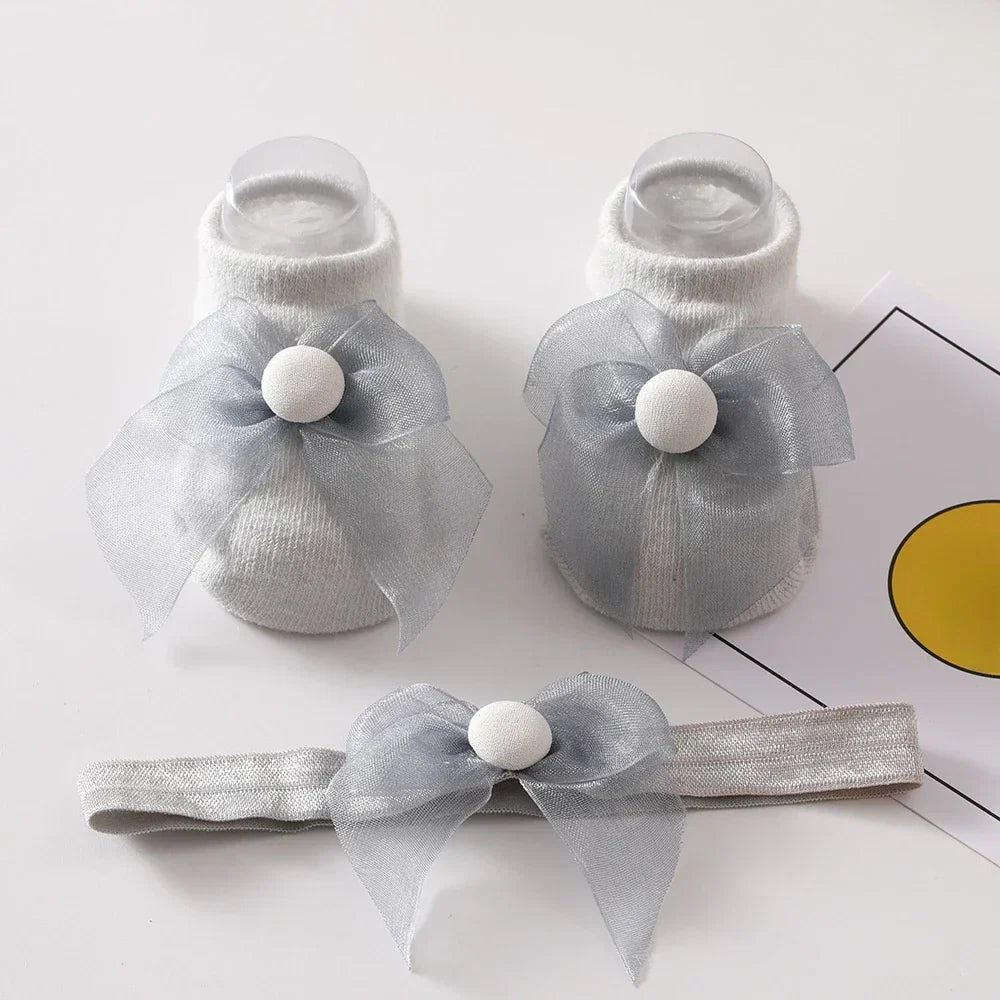Baby Girl Headband and Socks Set - Newborn Princess Lace Hair Bows & Cotton Socks Gift for 0-12 Months