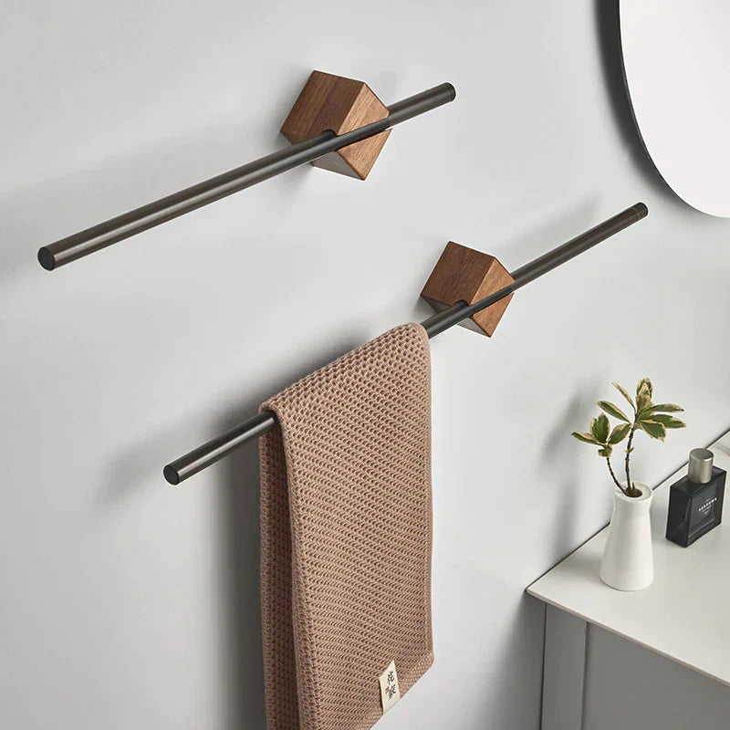 BadeWunder Towel Holder