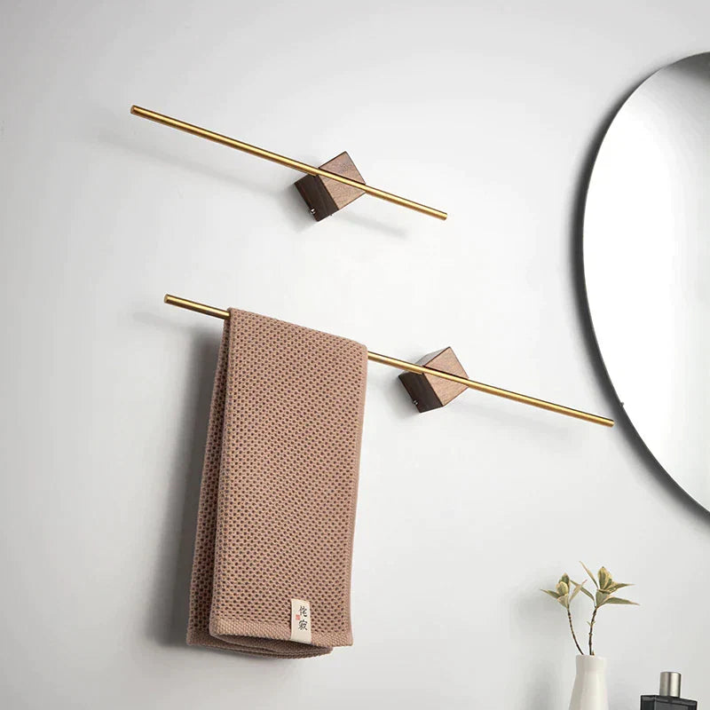 BadeWunder Towel Holder