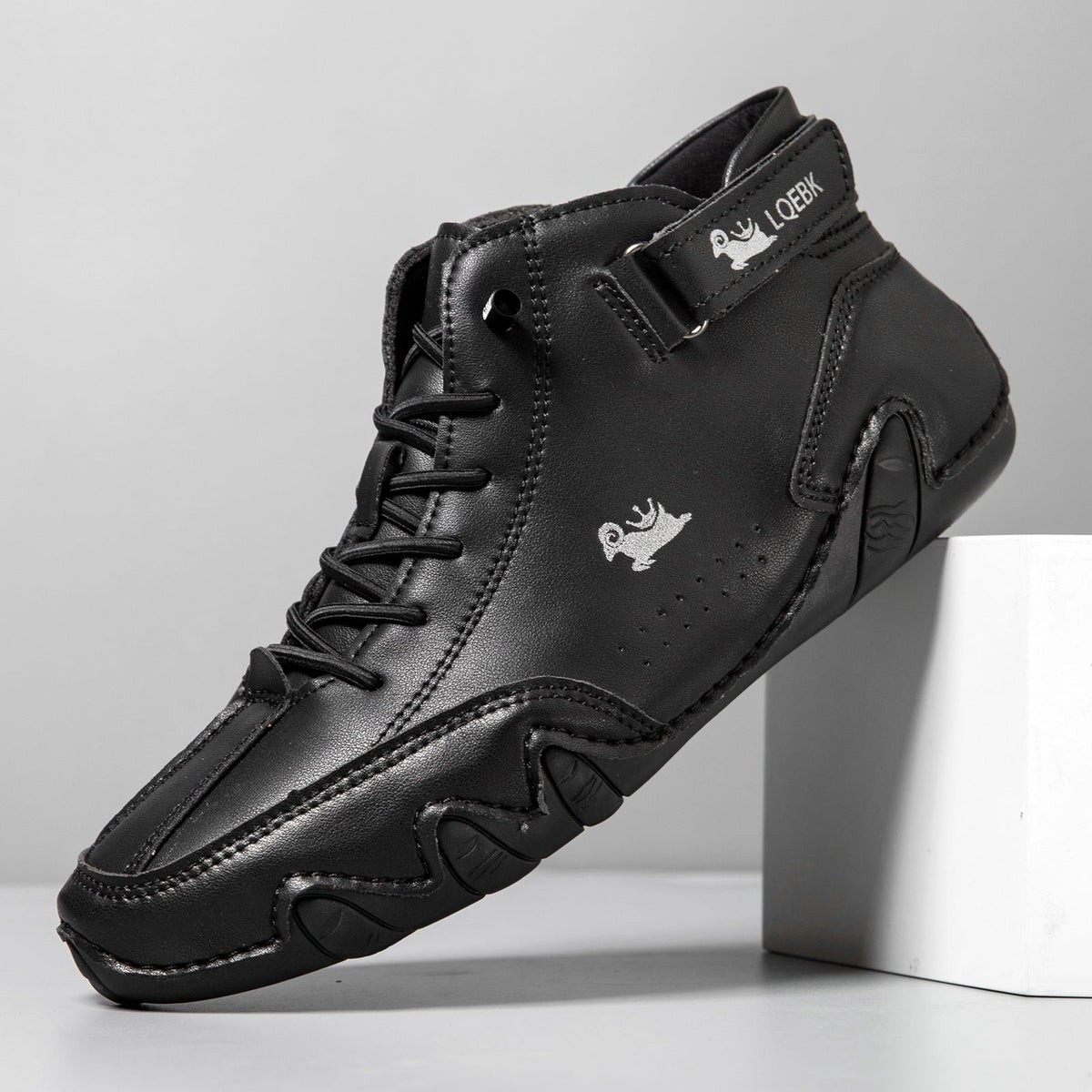 Barefoot Shoes for Men and Women - Walking Shoes