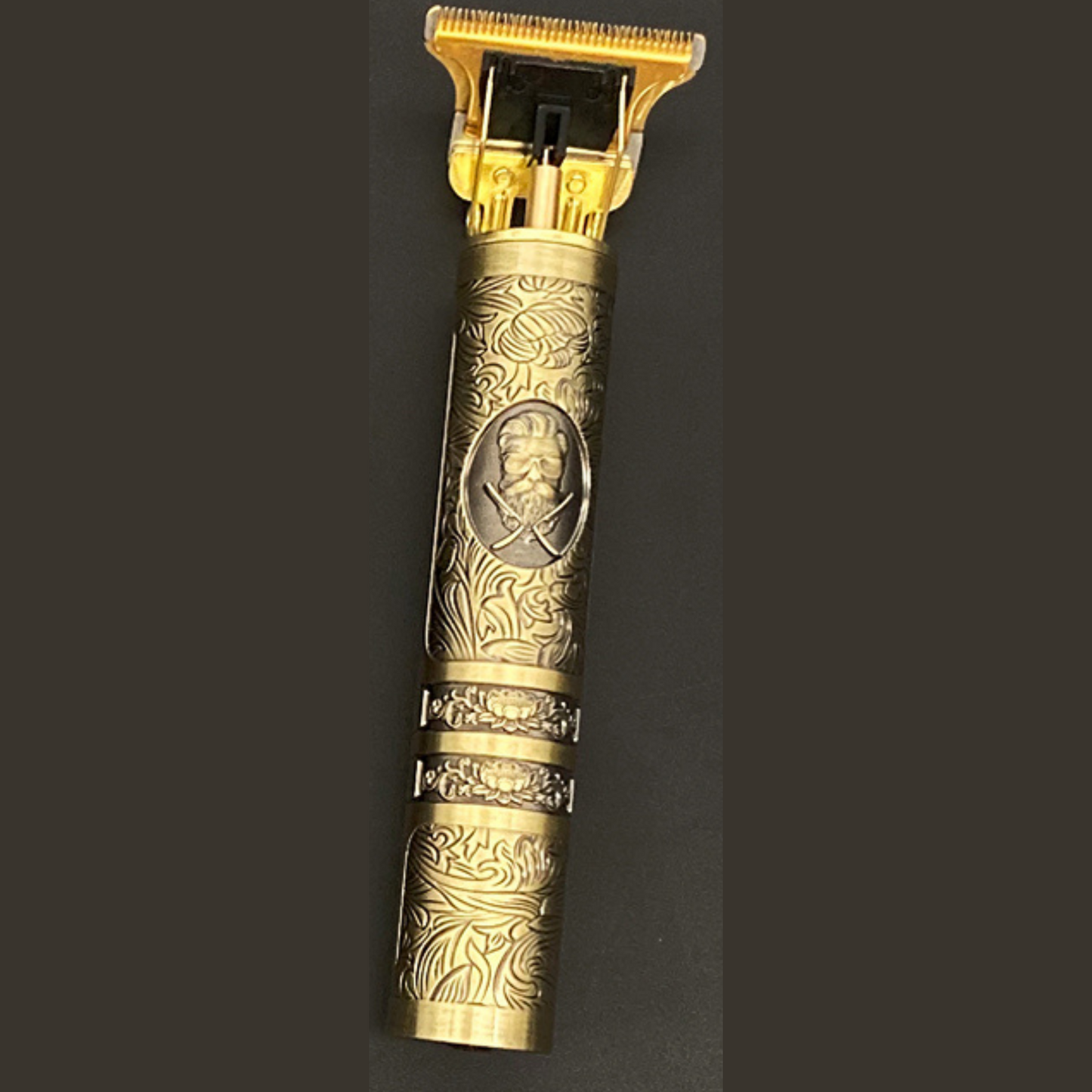 Bella Skull Vintage Trimmer - Rechargeable Incl. Attachments