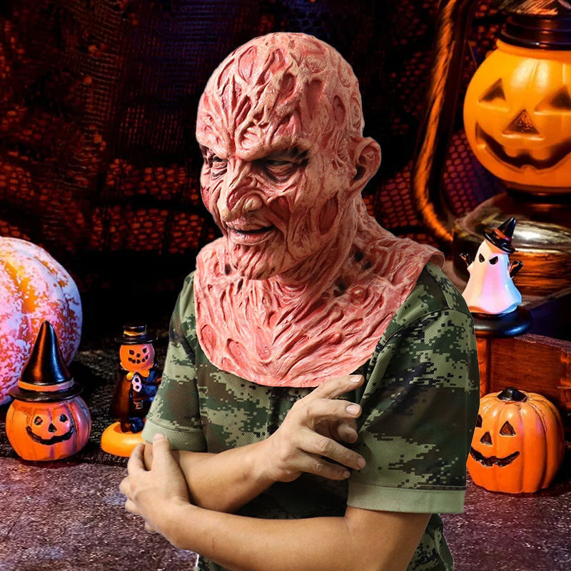 Bella | Spooky Halloween Freddy Mask