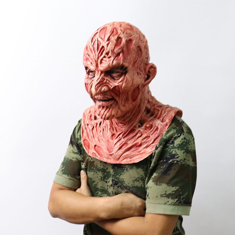 Bella | Spooky Halloween Freddy Mask