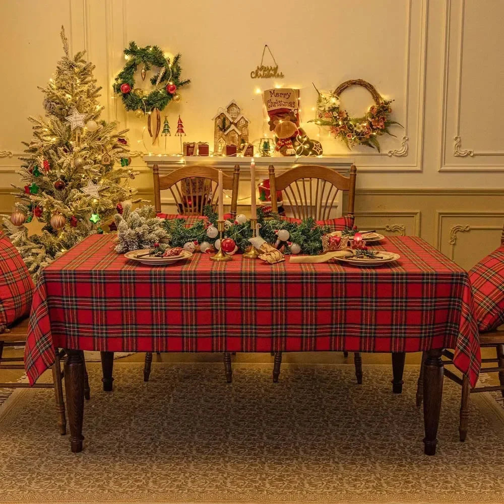 Carvallo - Plaid Christmas Tablecloth