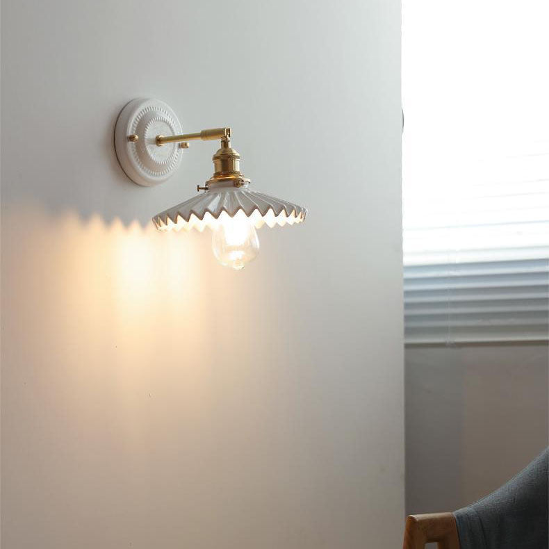 Ceramic and Brass Wall Light - Vintage Japanese Style - E27 Socket - Image 6