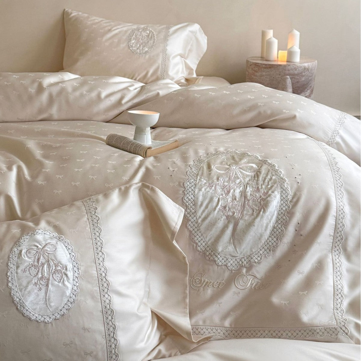 Cotton Sateen Bedding Set with Embroidered Medallion Appliqués and Lace Trim