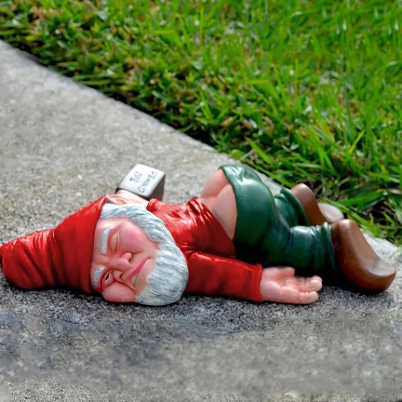 Drunk Garden Gnome