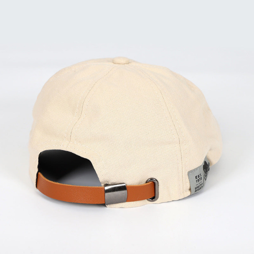 Elegant Adjustable Men's Flat Cap - Style and Comfort