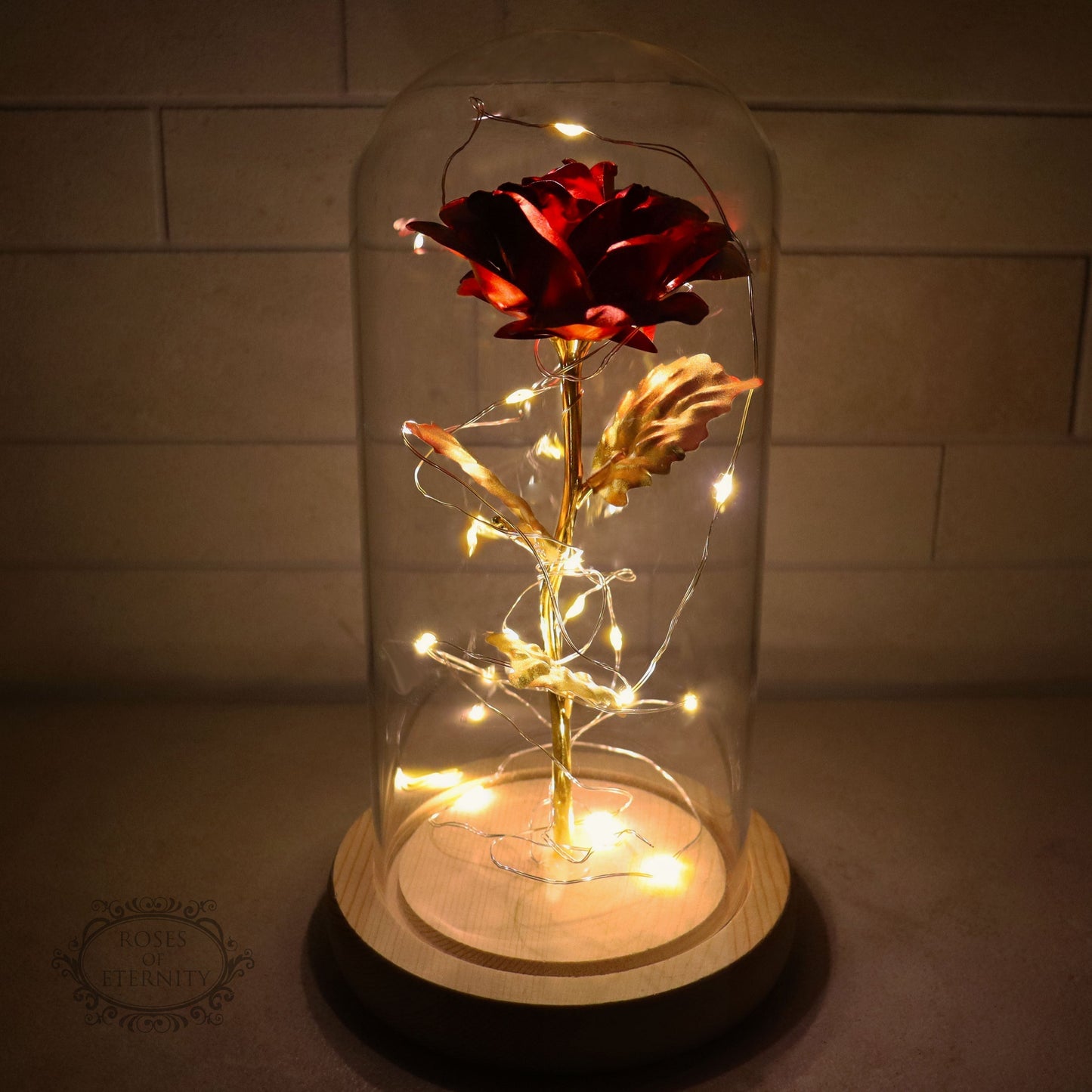 Eternal Rose - Gold Rose in Glass Dome with LED Lighting