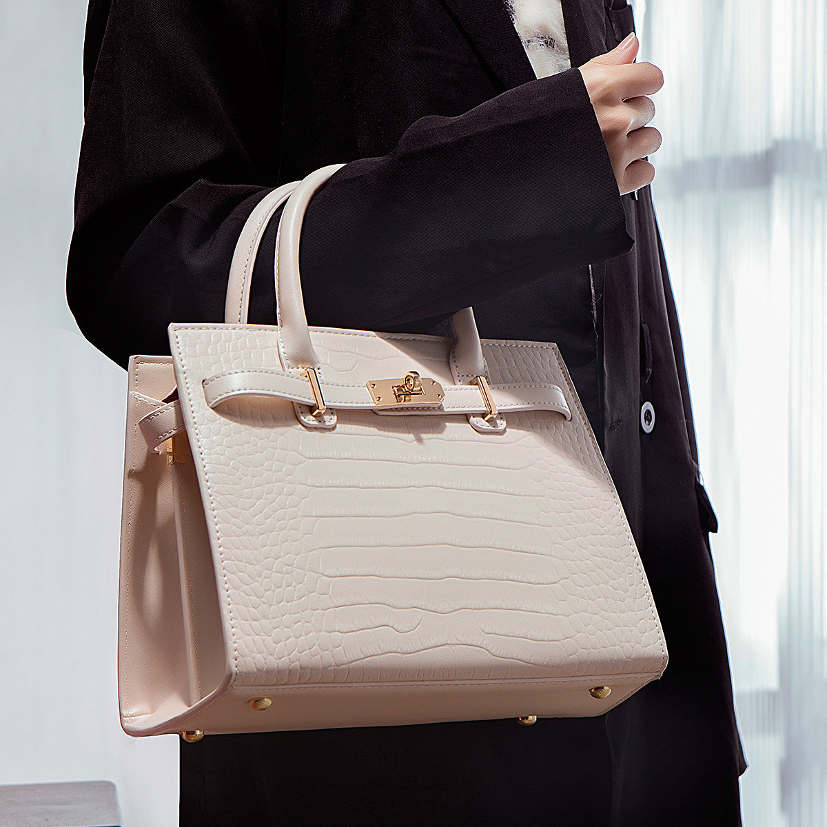 Geneve Leather Handbag