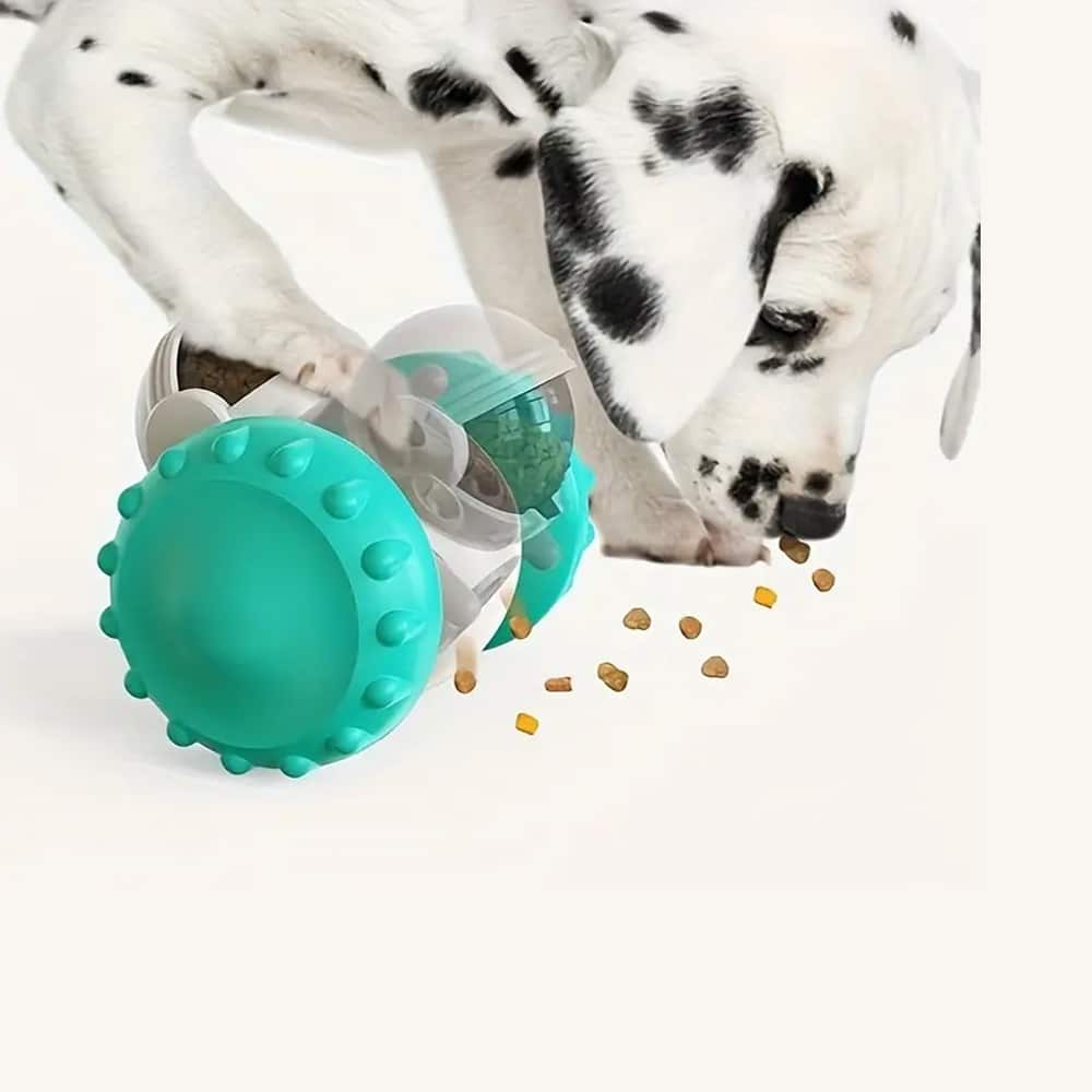 Interactive Robot Treat Dispenser – Fun for Both Dogs and Cats!