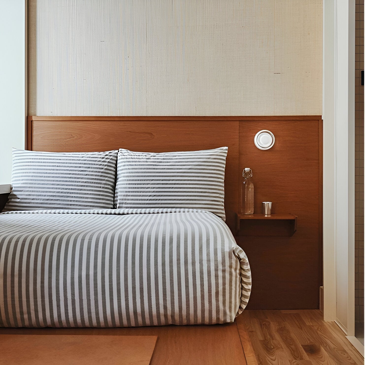 LED Wall Sconce - Dimpled Acrylic Shade - Modern Minimalist Lighting - Image 4