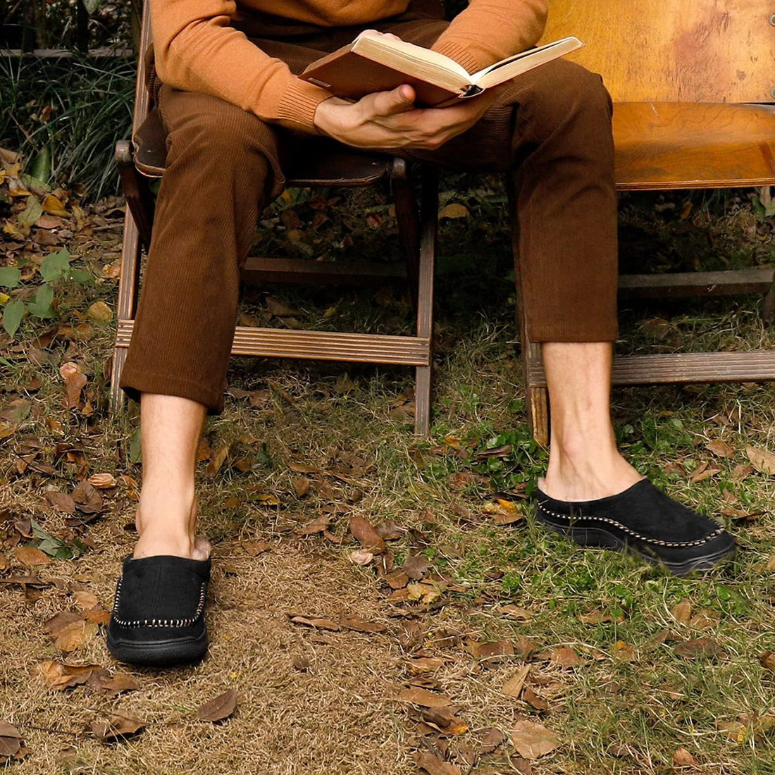 Lined Men's Slippers With a Sturdy Sole