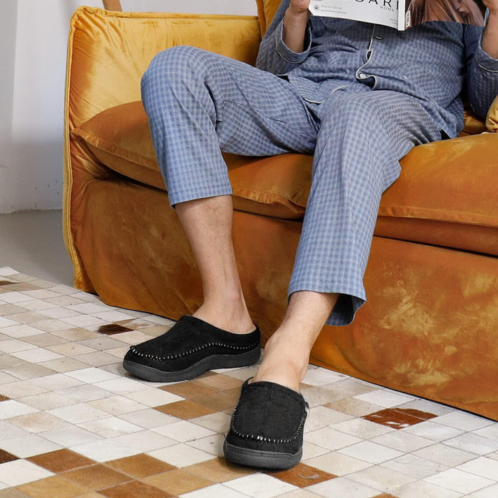 Lined Men's Slippers With a Sturdy Sole