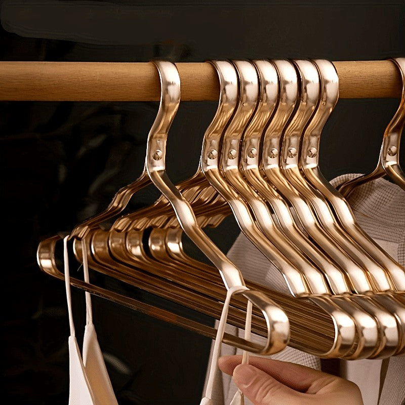 Luxury Clothes Hangers with a Refined Finish