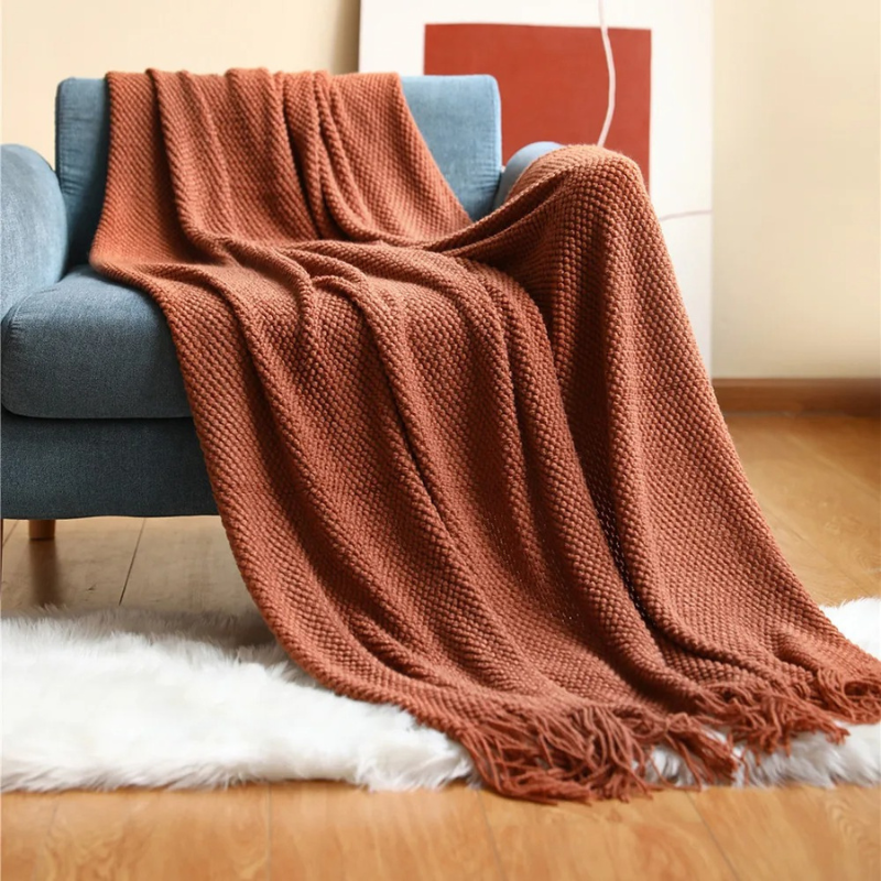 Luxury Merino-Style Blanket with Tassels for Ultimate Comfort