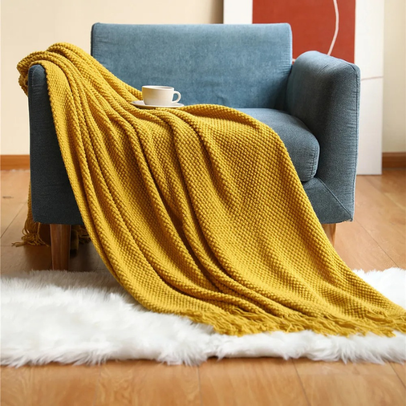 Luxury Merino-Style Blanket with Tassels for Ultimate Comfort