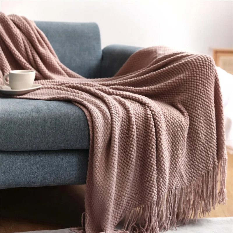 Luxury Merino-Style Blanket with Tassels for Ultimate Comfort