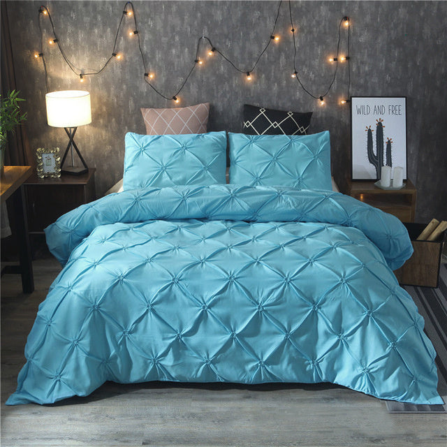 Luxury Quilted Bedding Set – Soft Fabric and Cozy Warmth – Ideal for Nighttime Relaxation