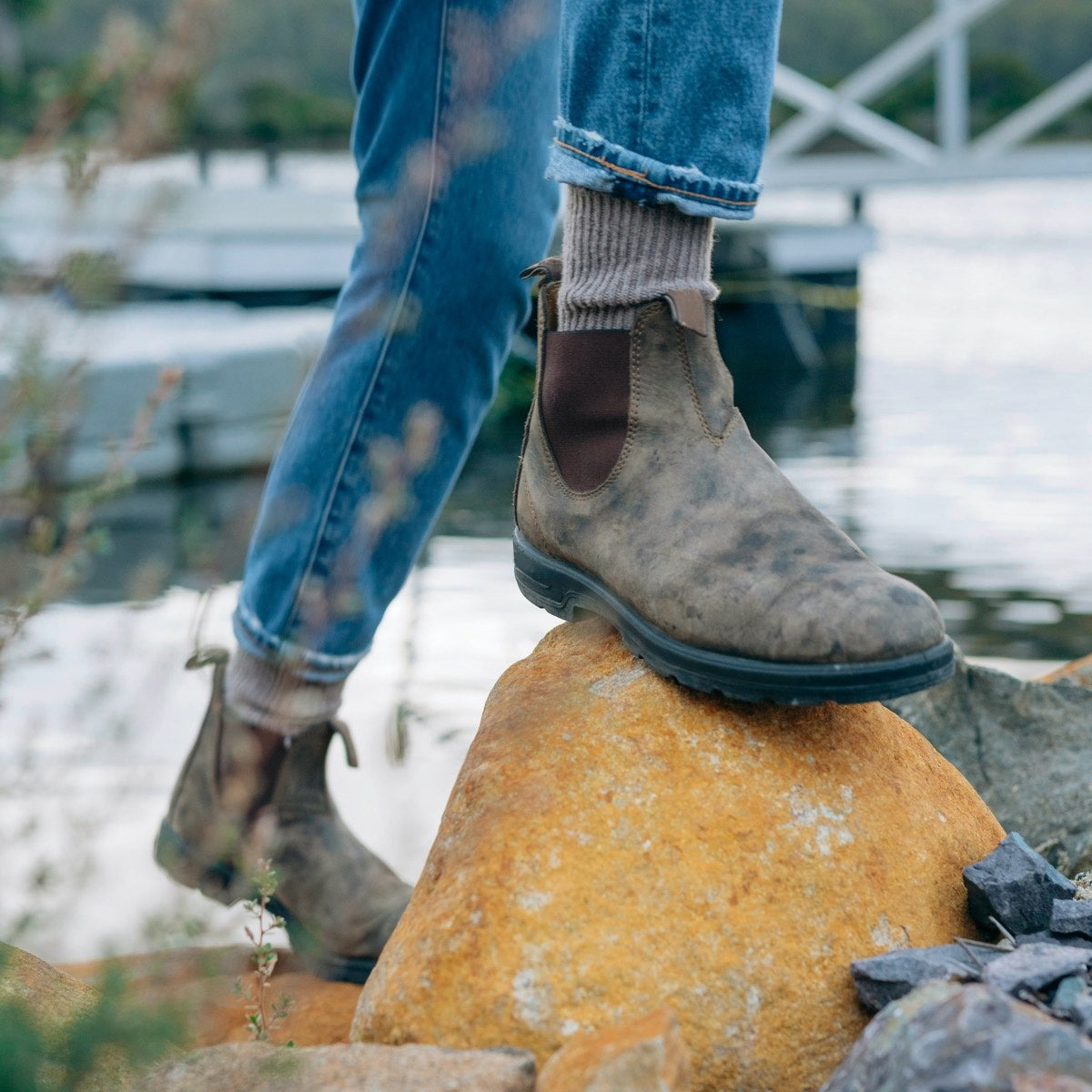 Men's Chelsea Boots with Pull Tab