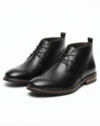 Men's Pebbled Leather Lace-Up Chukka Boots