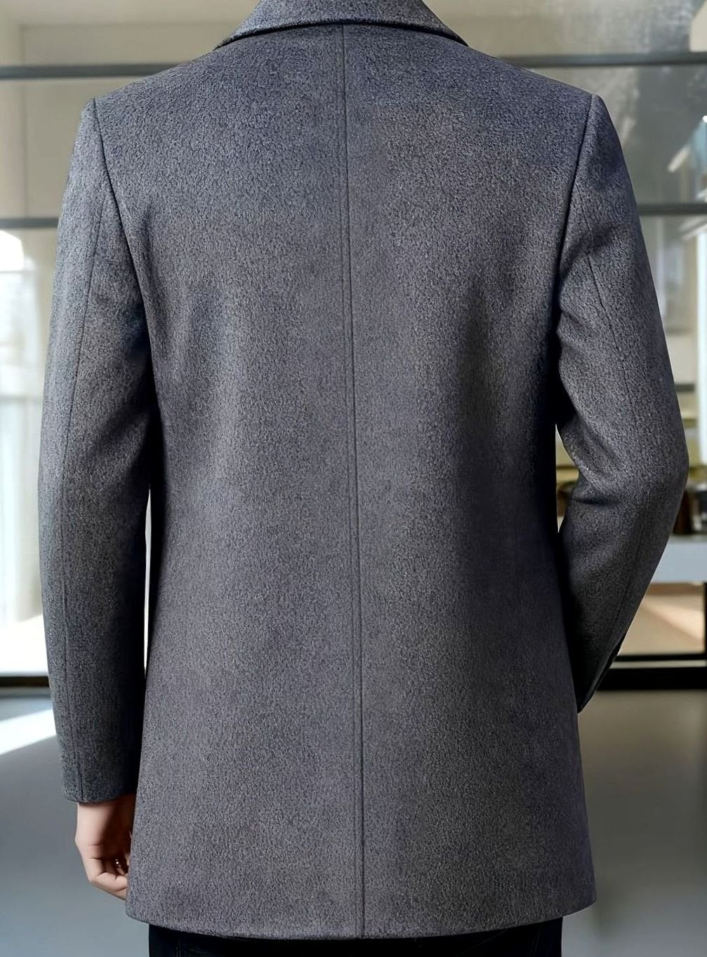Men's Relaxed-Fit Single-Breasted Wool Overcoat with Classic Collar