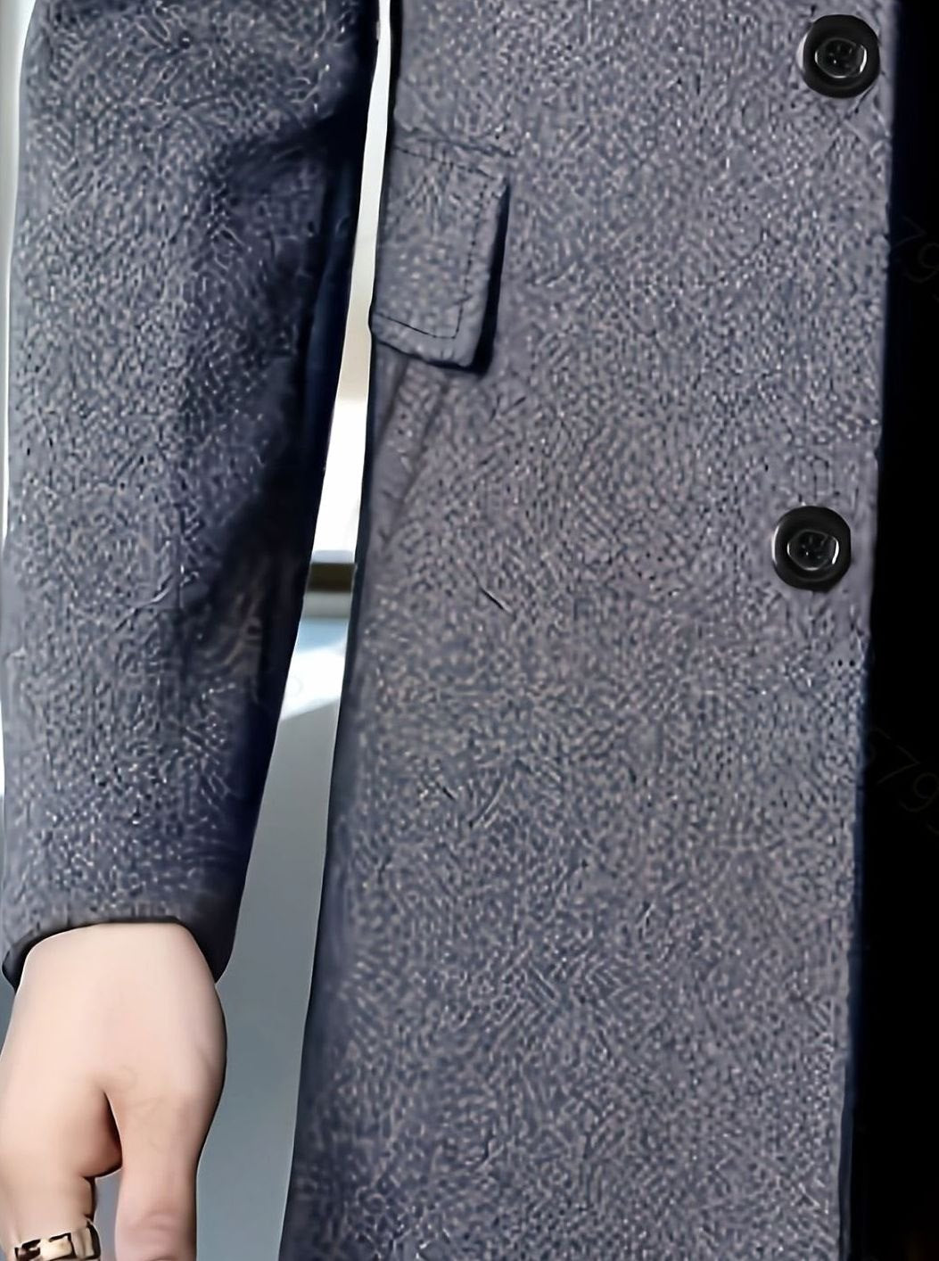 Men's Relaxed-Fit Single-Breasted Wool Overcoat with Classic Collar
