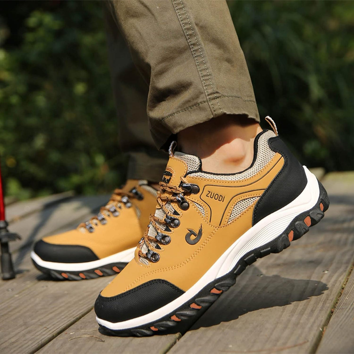 Men's Water-Resistant Hiking Shoes with Robust Sole