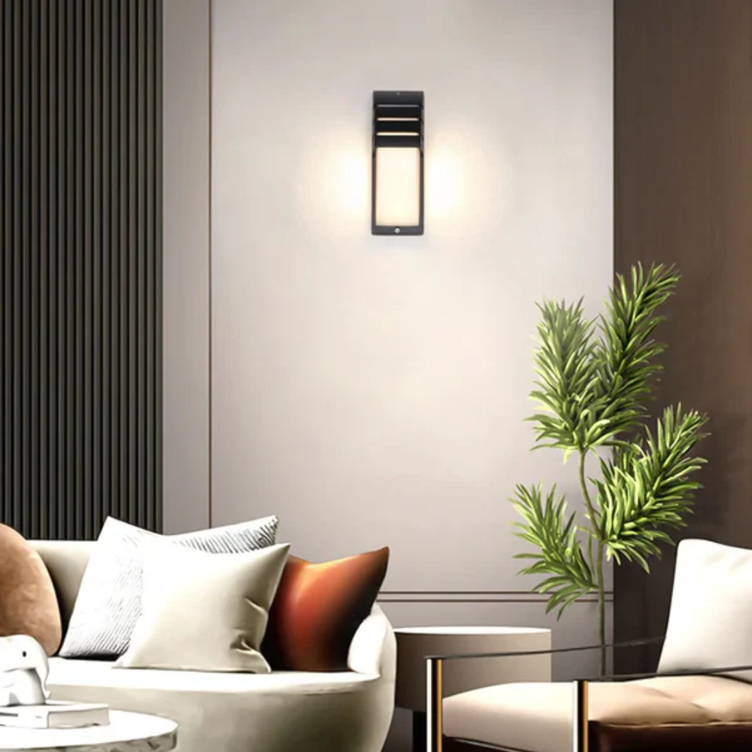 Motion Sensor Outdoor Wall Light - Modern Aluminium LED Fixture - Waterproof - Image 3