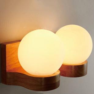 Nordic Style Wooden & Glass Globe Wall Light - Modern Minimalist Sconce - Image 4