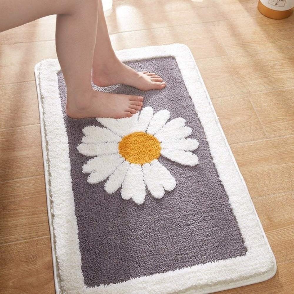 Plush Daisy Bath Mat - Microfiber Rug - Stylish Floral Accent - Image 3