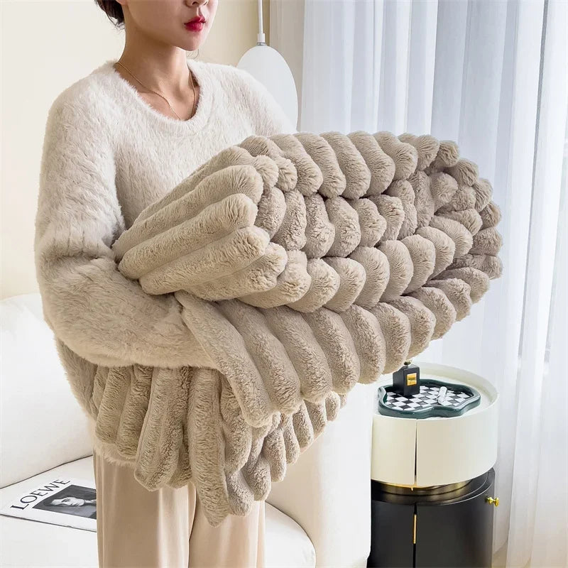 Plush Fleece Throw Blanket - Ultra Soft & Warm - Stylish Home Decor - Image 2