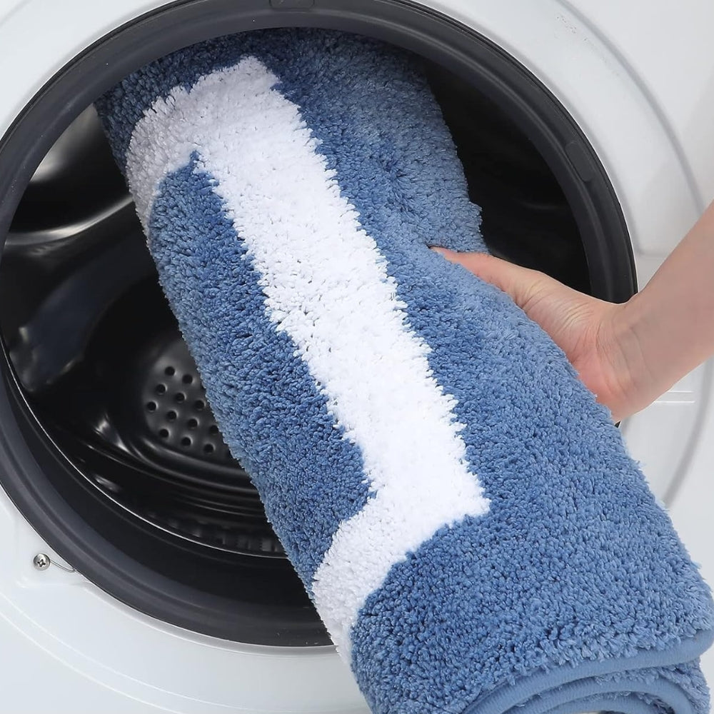 Plush Microfiber Bath Mat - Stylish Border Design - Anti-Slip Comfort - Image 4