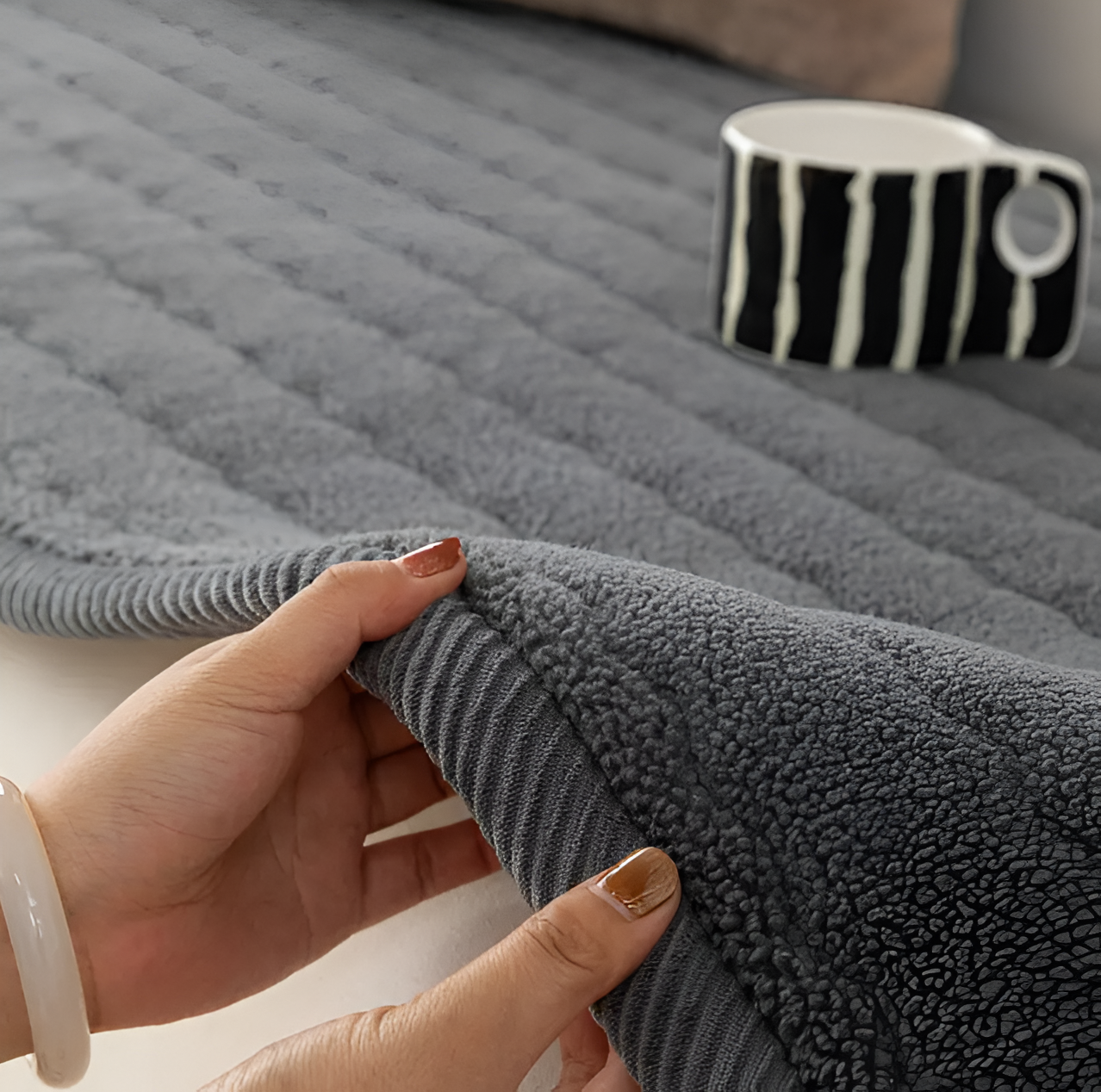 Polyester Sofa Cover - Non-Slip - Stylish Furniture Protector - Image 8