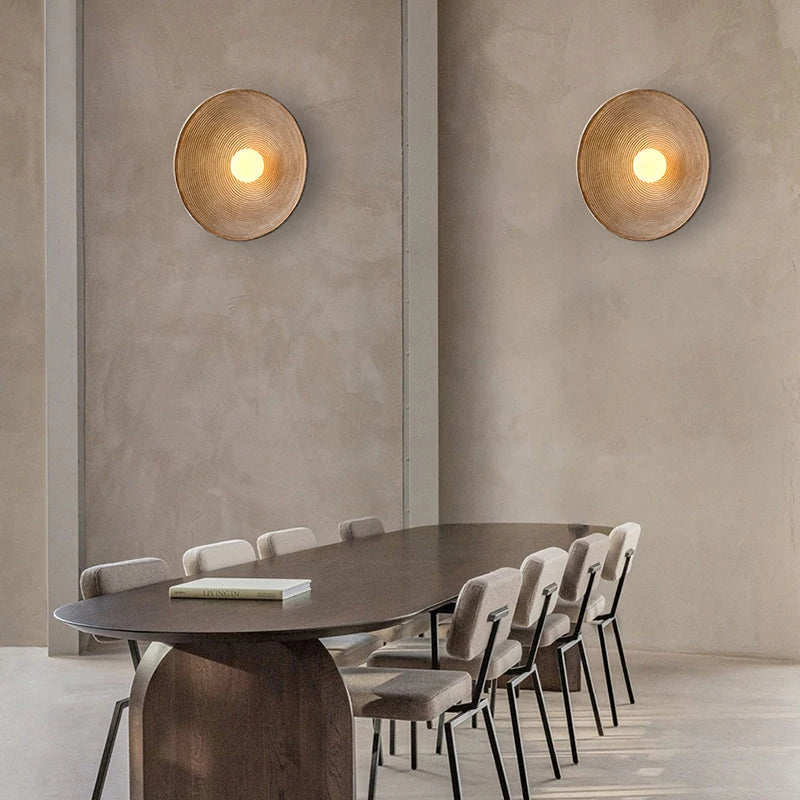 Round Wall Sconce - Retro Style - Resin Ceramic-style - LED Lighting - Image 4