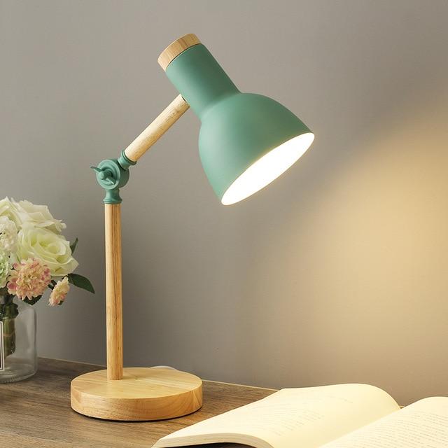 Scandinavian Wooden Desk Lamp with Foldable Design