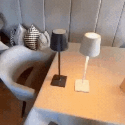 Sleek Metal Table Lamp - Modern Accent Lighting - Scandinavian Style - Image 4