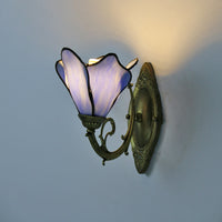 Stained Glass Wall Light - Flower Design - Vintage Style - 1-Light