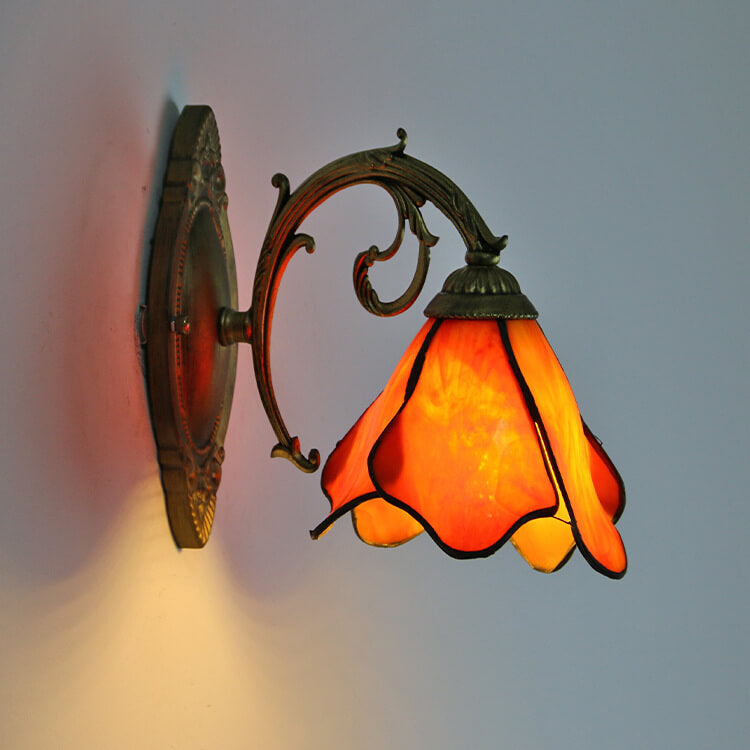 Stained Glass Wall Light - Flower Design - Vintage Style - 1-Light - Image 5