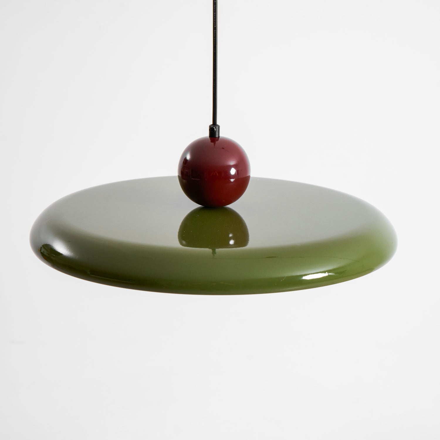 Stylish Disc Pendant Light - Iron & Acrylic - LED Plug-in Modern Lighting - Image 4